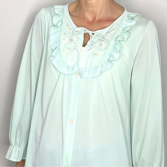 Vintage Mint Green Ruffle Embroidered Button Front Maxi Robe - Picture 4 of 11